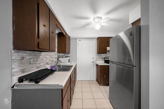 7109 Laverne Lane 1A, Tinley Park, IL 60477