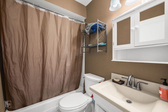 7109 Laverne Lane 1A, Tinley Park, IL 60477