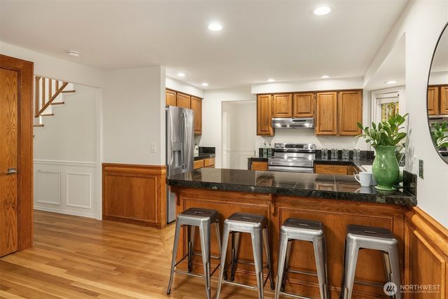 1335 232nd Place NE, Sammamish, WA 98074