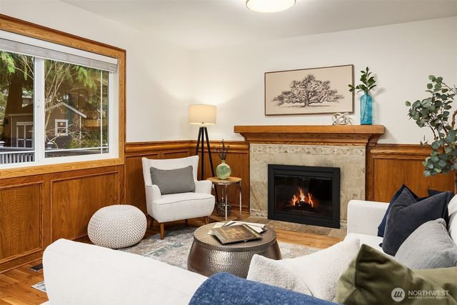 1335 232nd Place NE, Sammamish, WA 98074