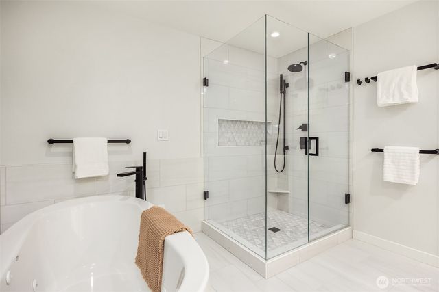 1335 232nd Place NE, Sammamish, WA 98074