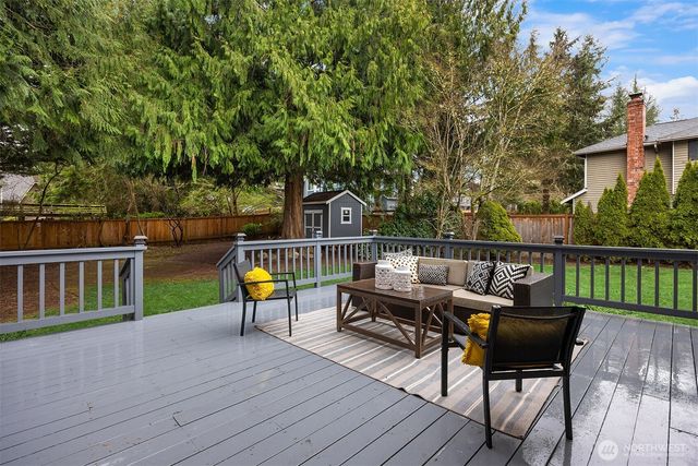 1335 232nd Place NE, Sammamish, WA 98074