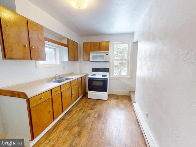 925 W WATER ST, Bellefonte, PA 16823