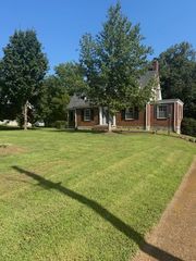 1010 Woodmont Blvd, Nashville, TN 37204