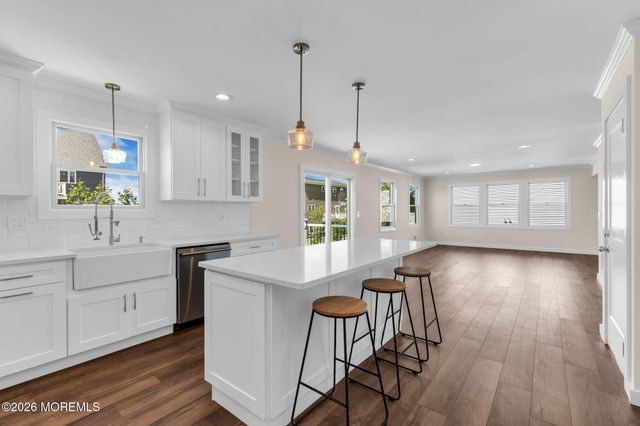 707 Prospect Avenue, Union Beach, NJ 07735