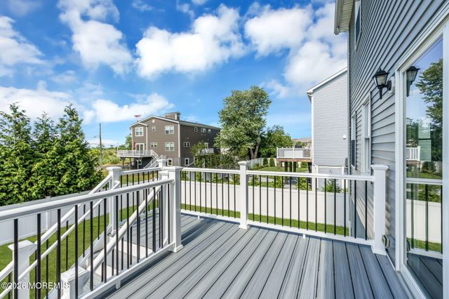 707 Prospect Avenue, Union Beach, NJ 07735