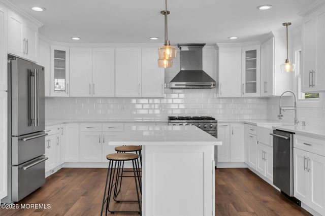 707 Prospect Avenue, Union Beach, NJ 07735