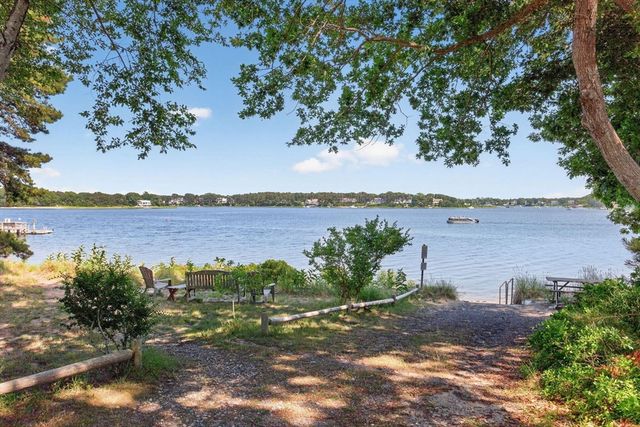 30 Fairway Road, Yarmouth, MA 02664