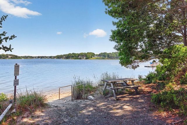 30 Fairway Road, Yarmouth, MA 02664