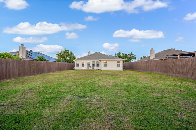 425 Rustic Grove Lane, Royse City, TX 75189