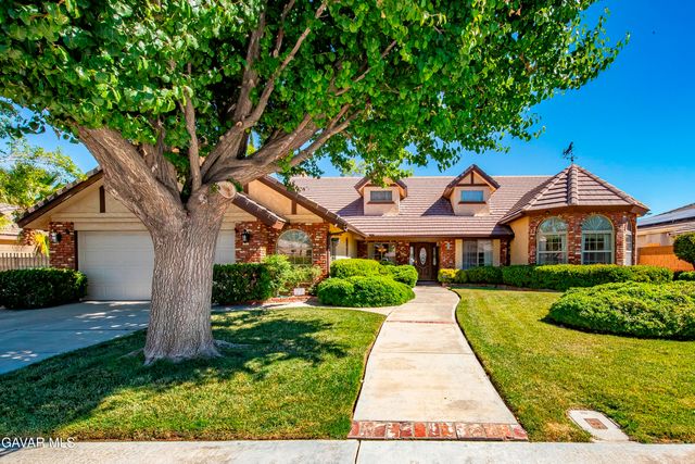 3803 W Avenue J15, Lancaster, CA 93536