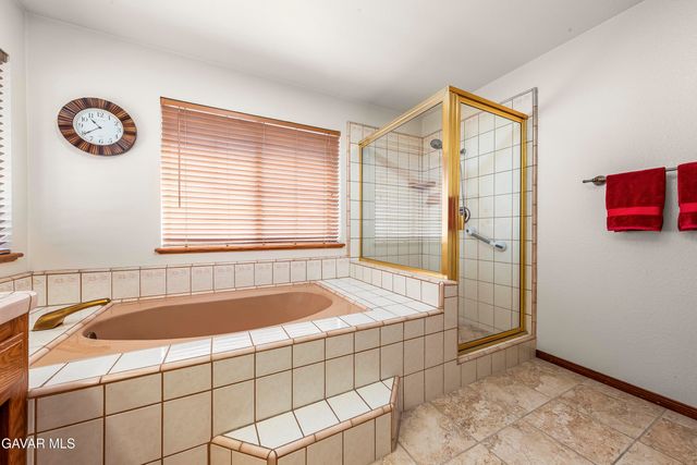 3803 W Avenue J15, Lancaster, CA 93536