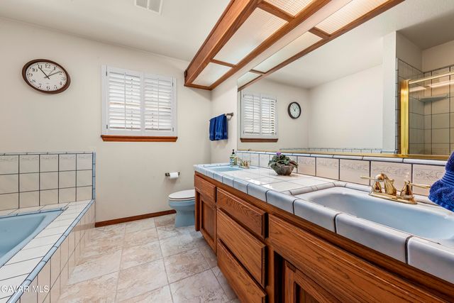 3803 W Avenue J15, Lancaster, CA 93536