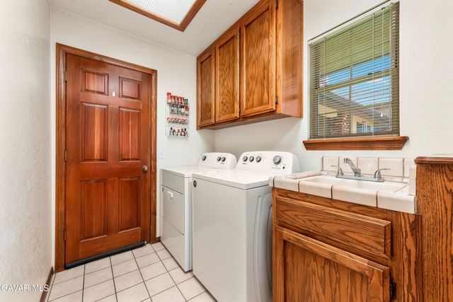 3803 W Avenue J15, Lancaster, CA 93536