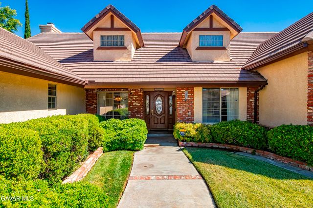 3803 W Avenue J15, Lancaster, CA 93536
