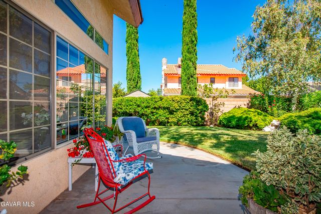 3803 W Avenue J15, Lancaster, CA 93536