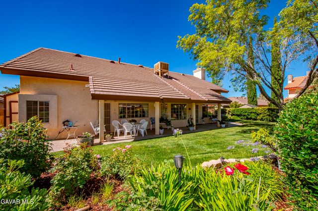 3803 W Avenue J15, Lancaster, CA 93536
