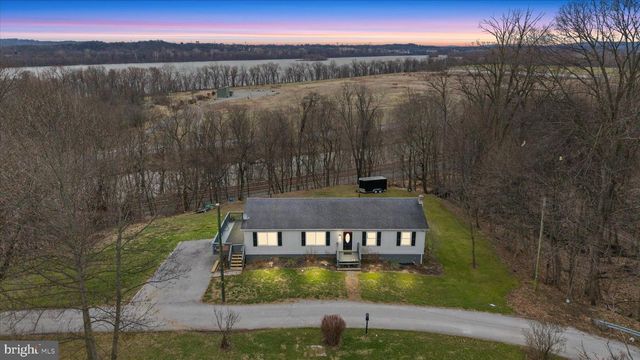 69 CONEWAGO ALY, York Haven, PA 17370