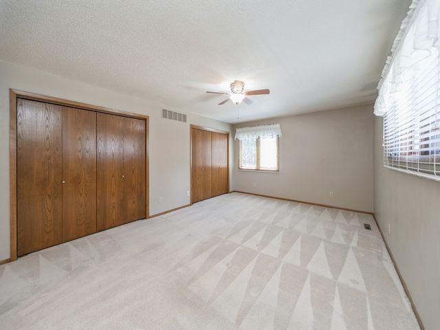 4709 67th Street, Urbandale, IA 50322