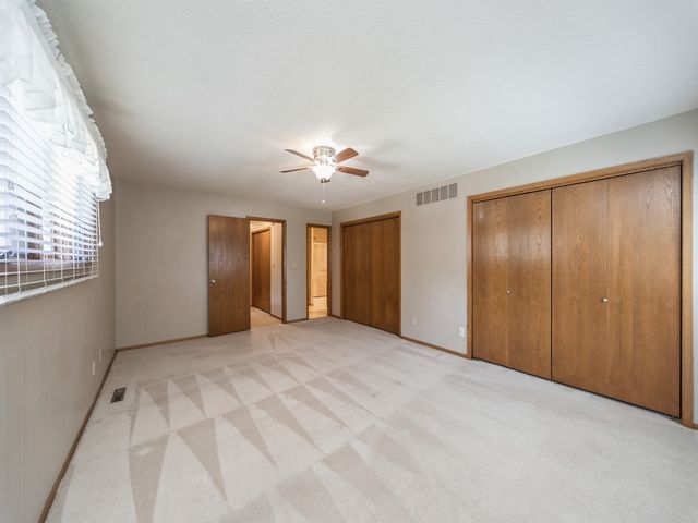 4709 67th Street, Urbandale, IA 50322