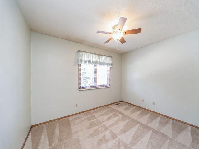 4709 67th Street, Urbandale, IA 50322