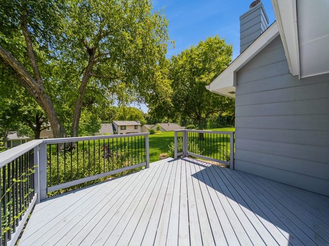 4709 67th Street, Urbandale, IA 50322