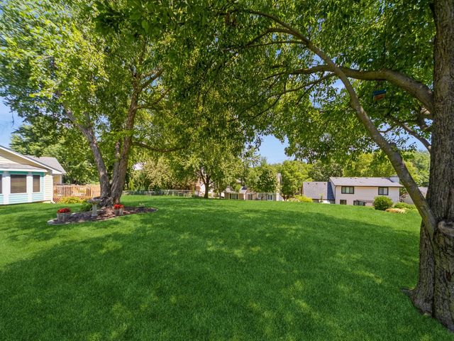 4709 67th Street, Urbandale, IA 50322