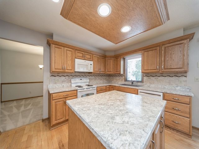 4709 67th Street, Urbandale, IA 50322