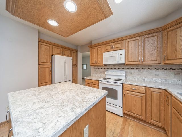 4709 67th Street, Urbandale, IA 50322