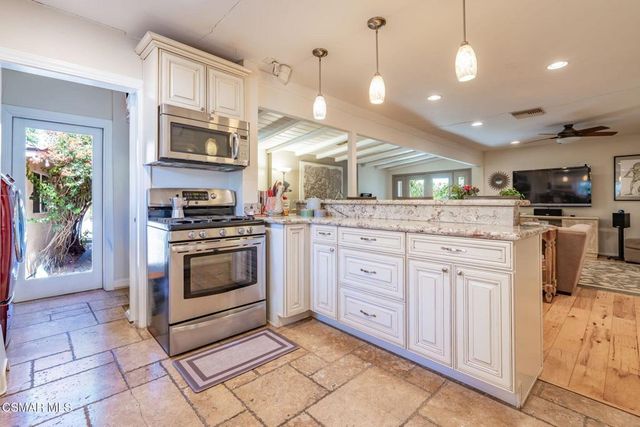 10916 Ruffner Avenue, Granada Hills, CA 91344
