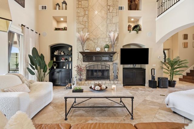 104 Kollmeyer CIR, Austin, TX 78734