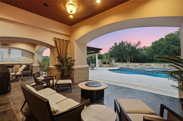 104 Kollmeyer CIR, Austin, TX 78734