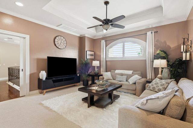 104 Kollmeyer CIR, Austin, TX 78734
