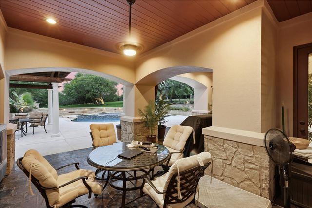 104 Kollmeyer CIR, Austin, TX 78734