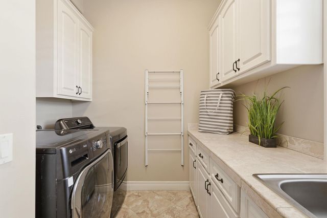 104 Kollmeyer CIR, Austin, TX 78734