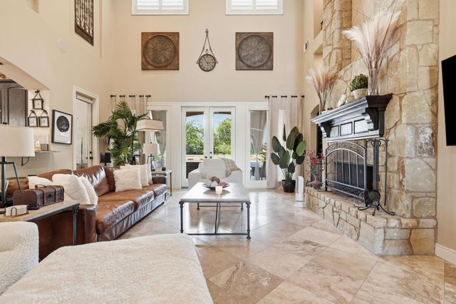 104 Kollmeyer CIR, Austin, TX 78734