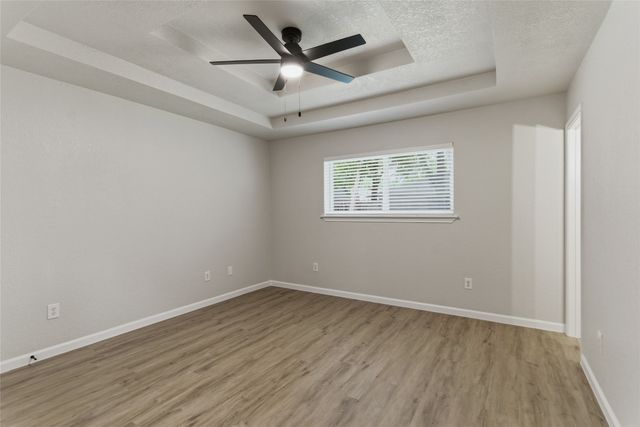 610 Galbraith Street, Lake Dallas, TX 75065