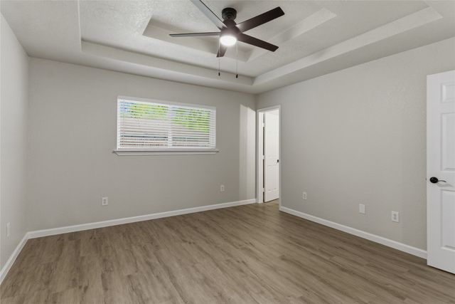 610 Galbraith Street, Lake Dallas, TX 75065