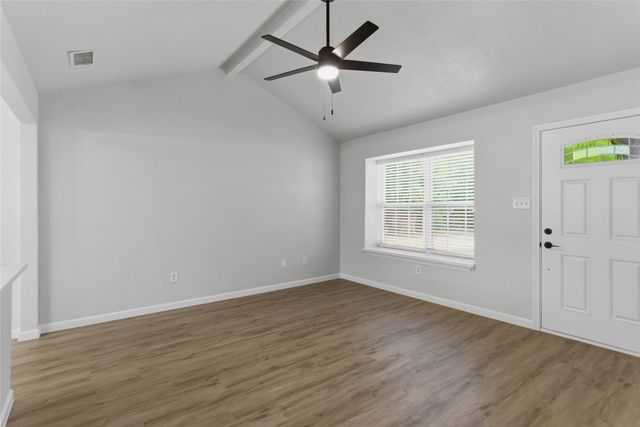 610 Galbraith Street, Lake Dallas, TX 75065