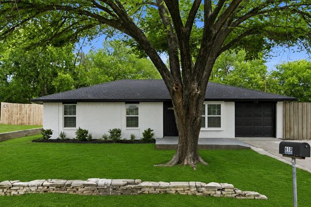 610 Galbraith Street, Lake Dallas, TX 75065