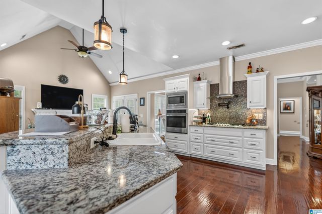 55 ROME BEAUTY CIRCLE, Oxford, AL 36203