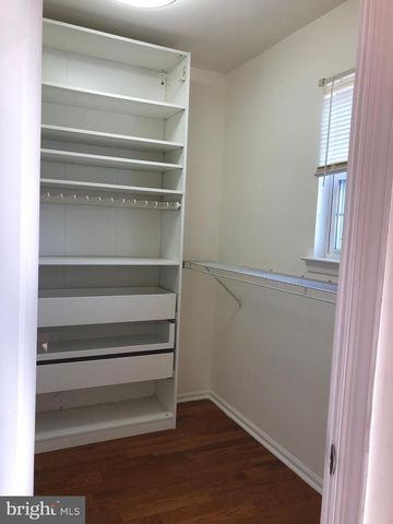 4202 QUAKER CT, North Wales, PA 19454