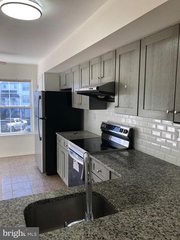 4202 QUAKER CT, North Wales, PA 19454