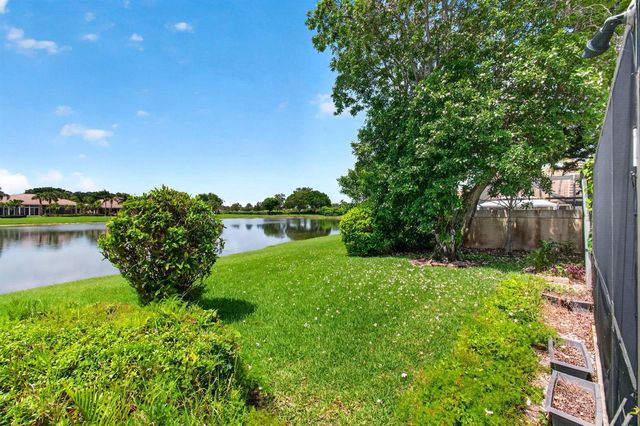 7004 Bitterbush Place, Boynton Beach, FL 33472