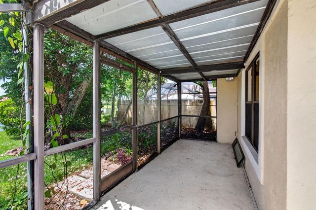 7004 Bitterbush Place, Boynton Beach, FL 33472