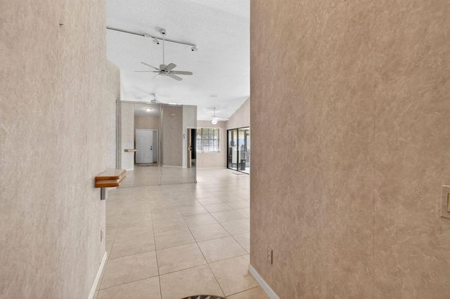 7004 Bitterbush Place, Boynton Beach, FL 33472