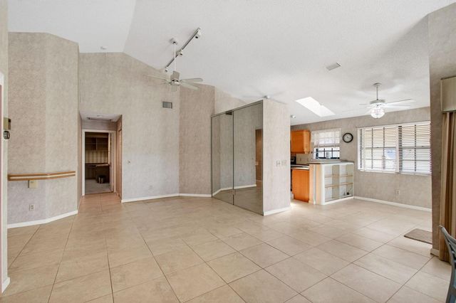 7004 Bitterbush Place, Boynton Beach, FL 33472