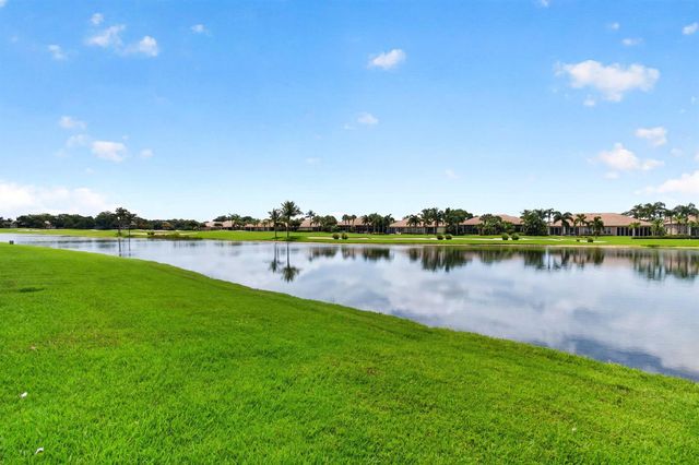 7004 Bitterbush Place, Boynton Beach, FL 33472