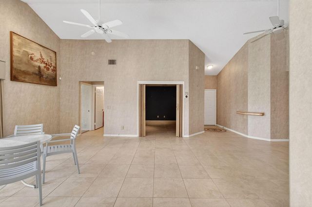 7004 Bitterbush Place, Boynton Beach, FL 33472