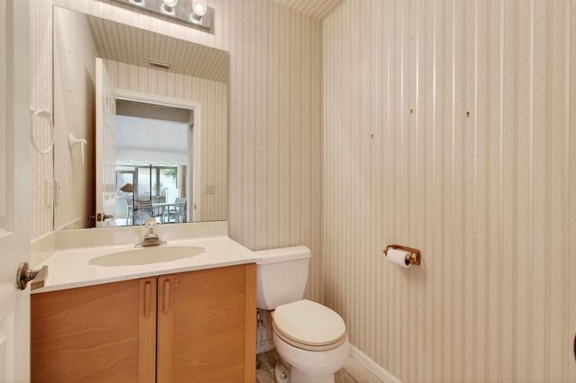 7004 Bitterbush Place, Boynton Beach, FL 33472